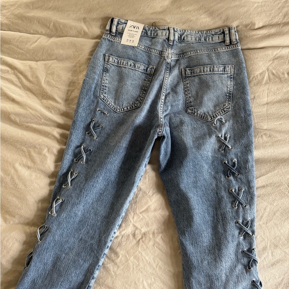 Zara jeans with side lacing - Picture 4 of 5